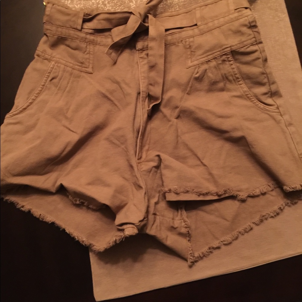 Free People front tie shorts 💜💜💜